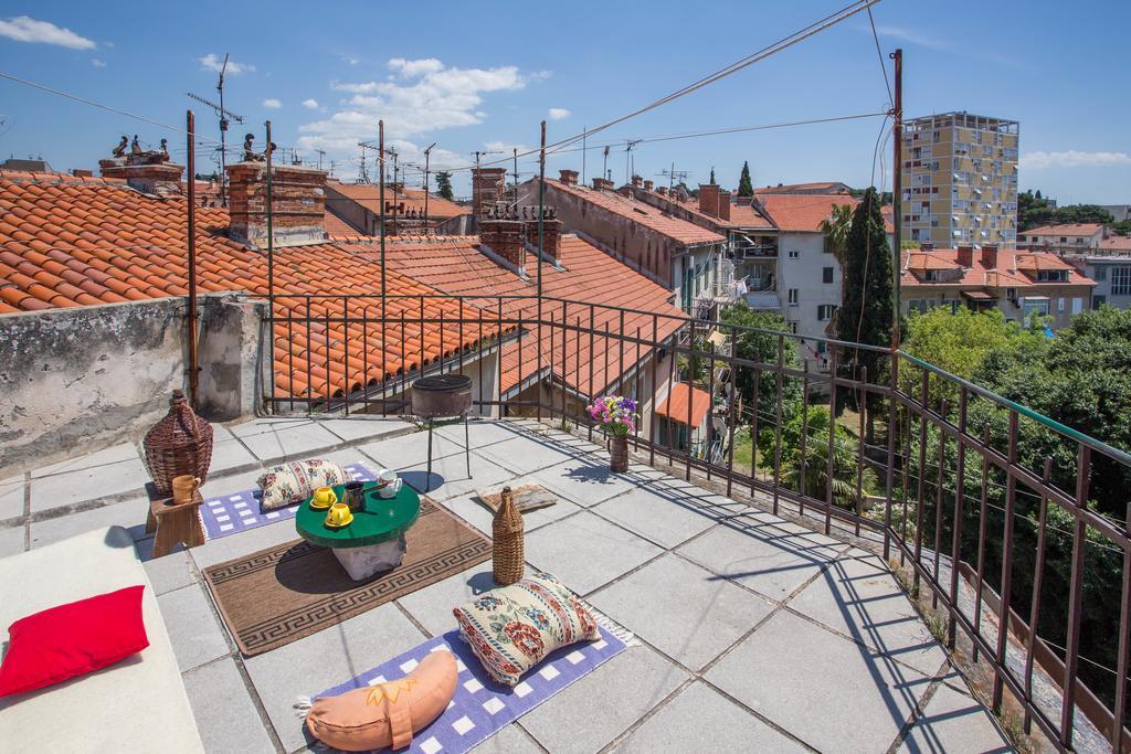 Guest House Roman Horizon Split Exterior photo